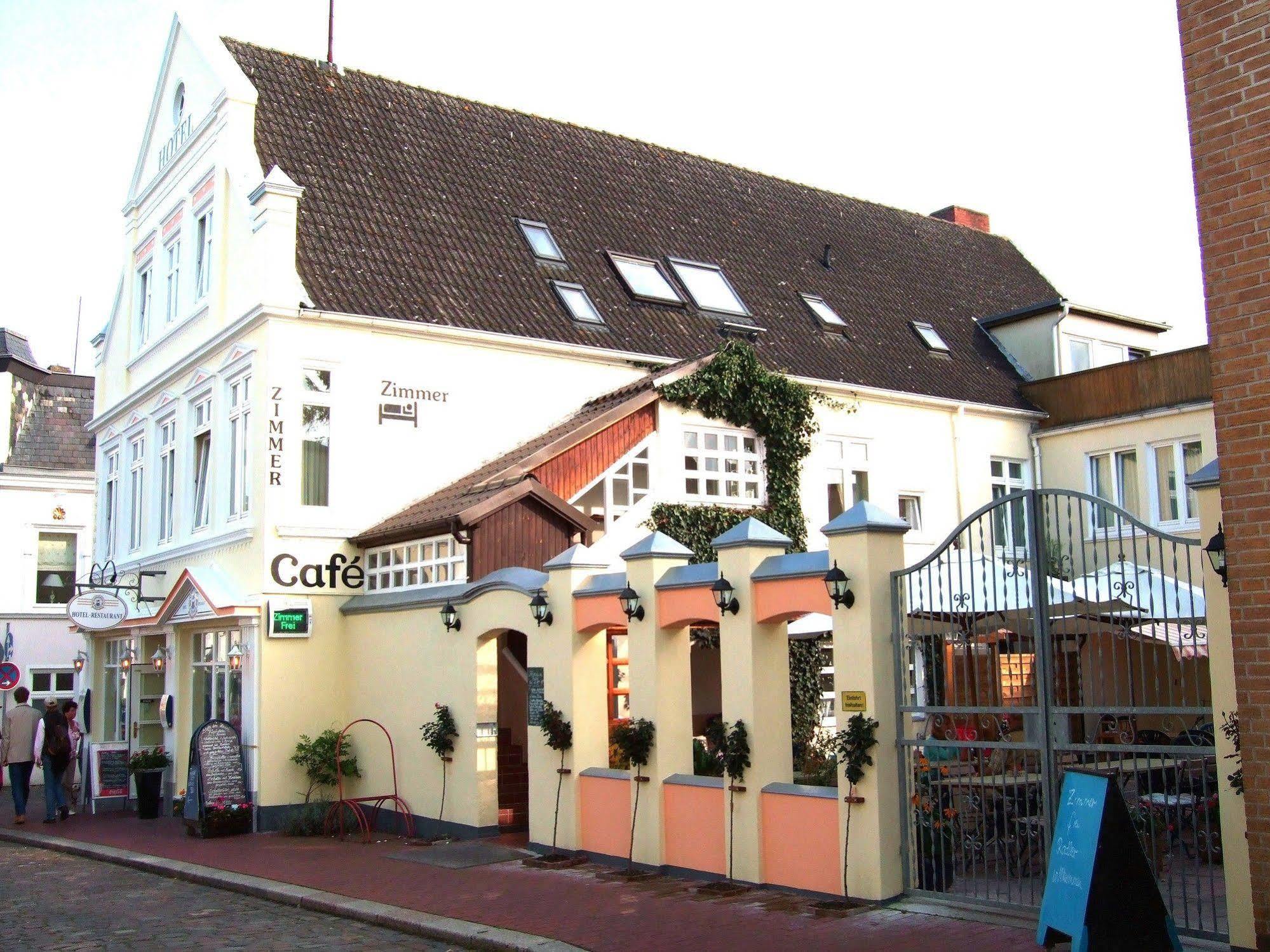 Hotel Zur Muehle カッペルン エクステリア 写真